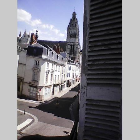 Meuble Tourisme Classe 1 Etoile - Coeur De Ville Quartier Cathedrale Tours Buitenkant foto